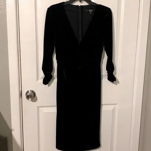 Tadashi collection velvet cocktail dress